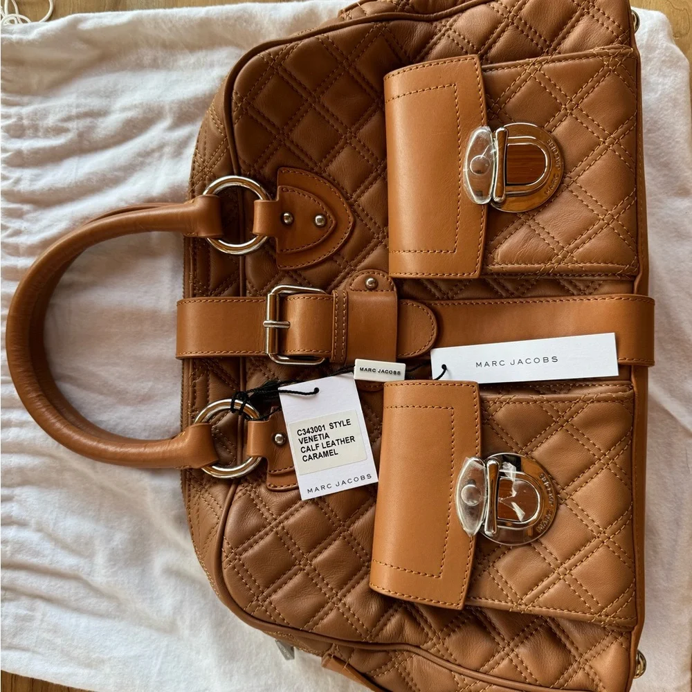 New unused Marc Jacobs Venetia Calf leather hand bag in Caramel - Picture 3 of 9